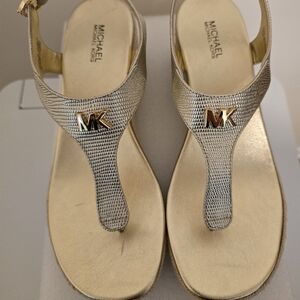MICHAEL MICHAEL KORS LANEY PALE GOLD WOMEN'S SANDALS IN LEATHER